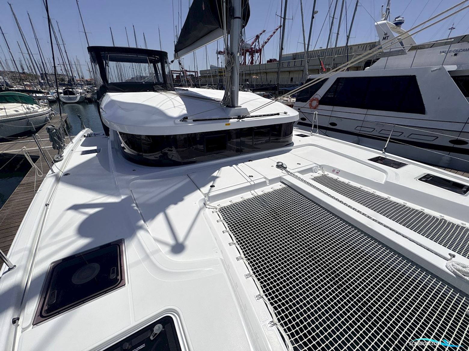 Lagoon 38
