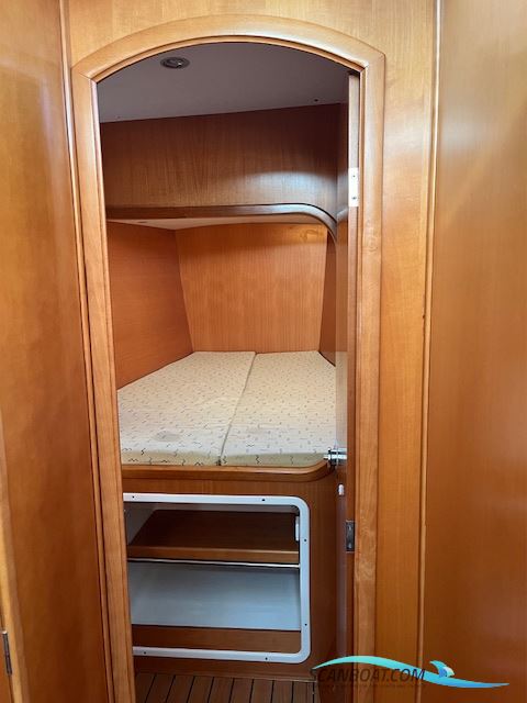 Lagoon 380 Owners Version