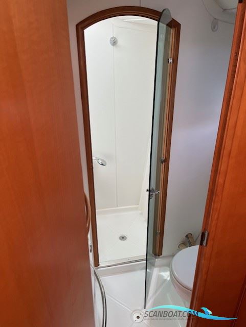 Lagoon 380 Owners Version