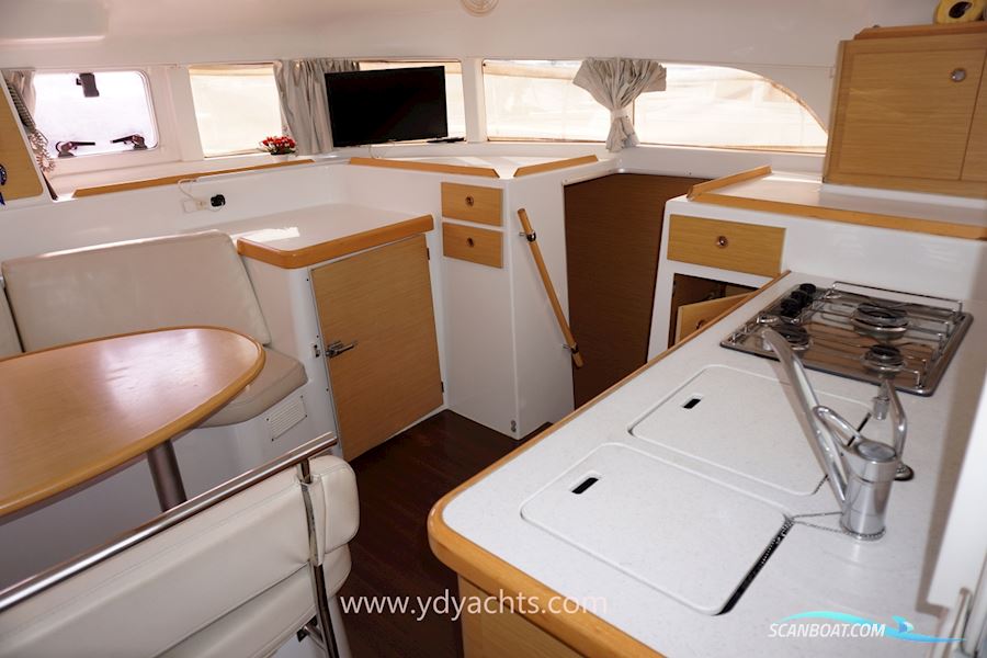 Lagoon 380 S2