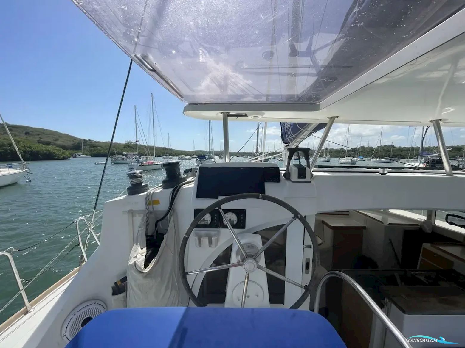 Lagoon 380