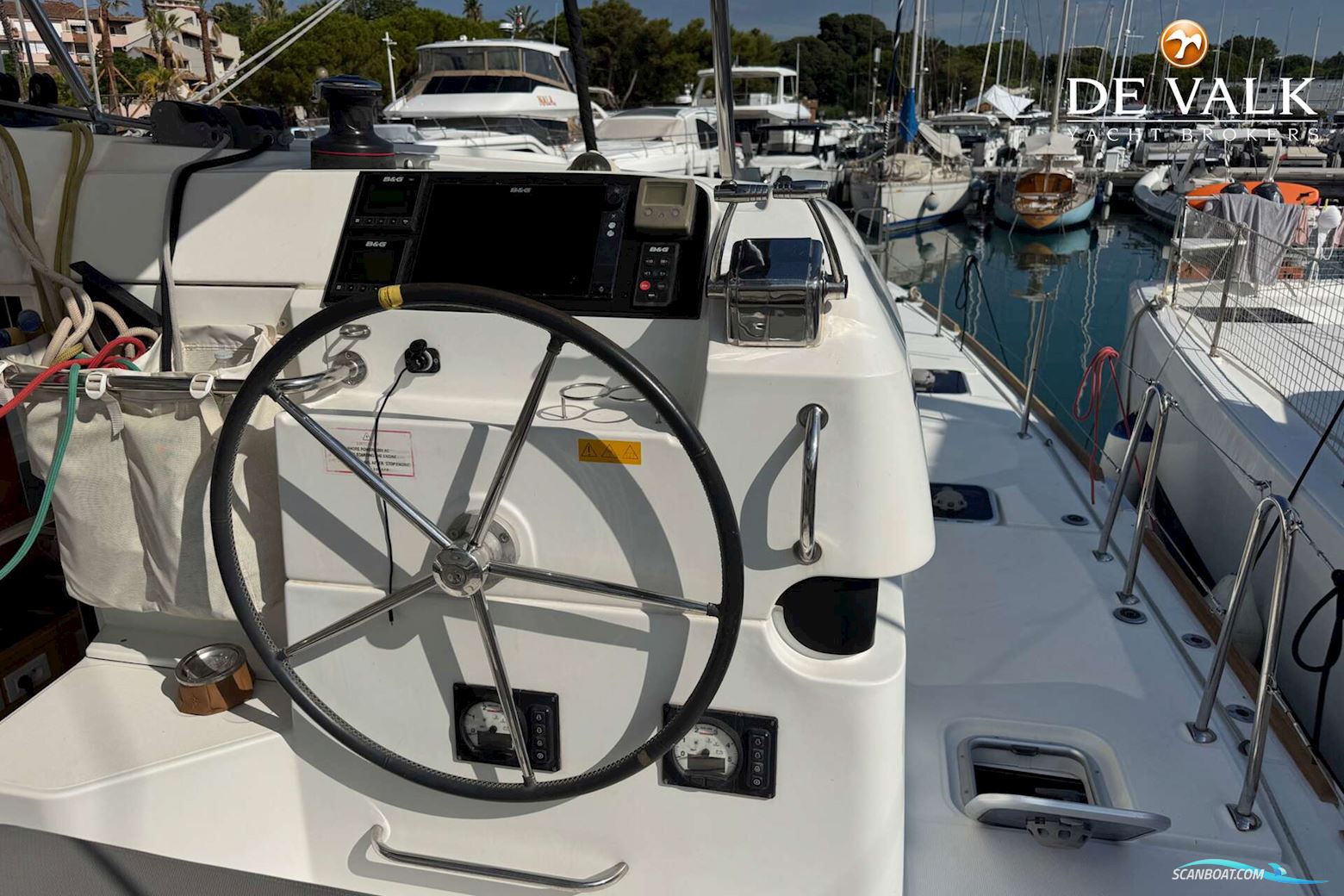 Lagoon 39