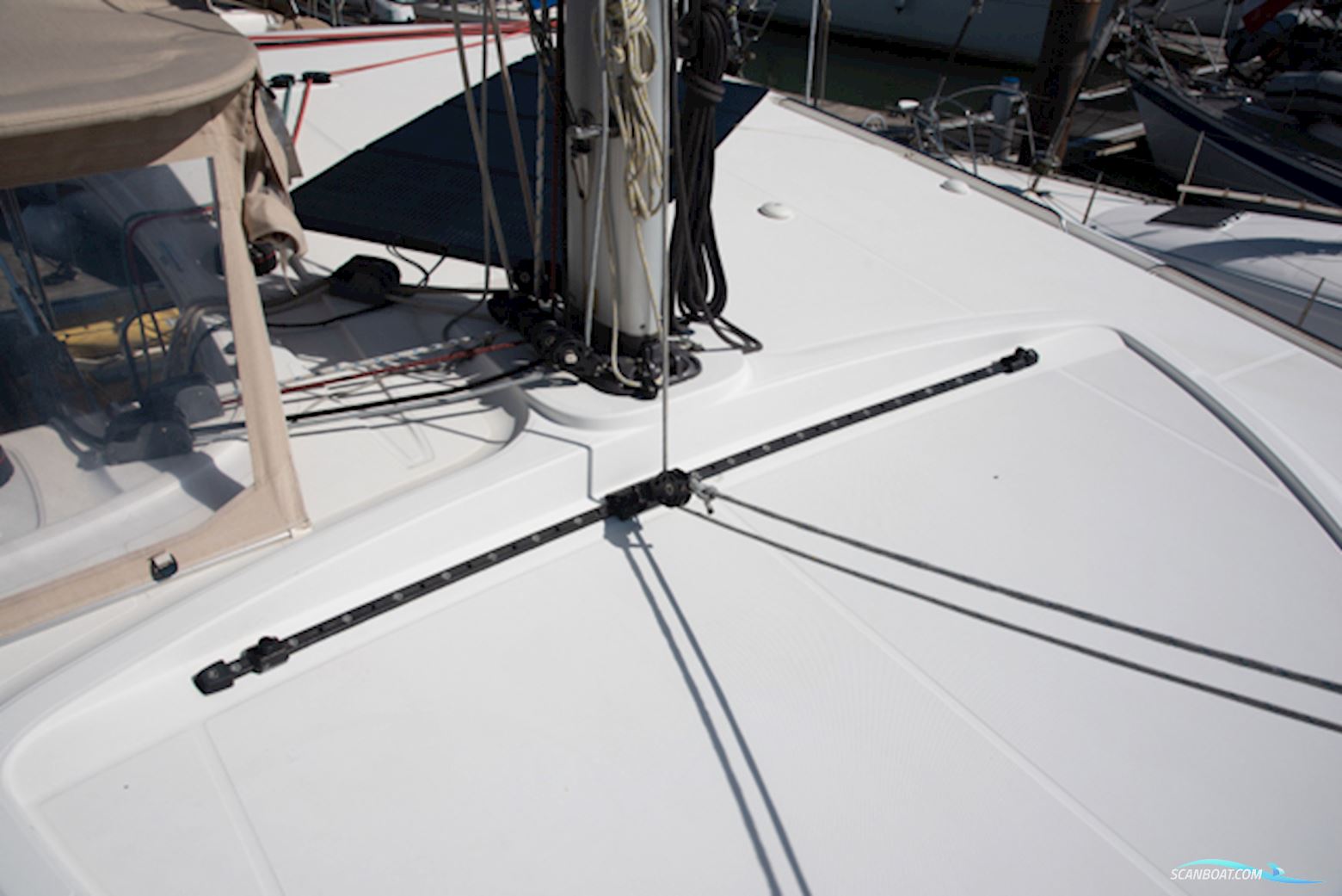 Lagoon 39