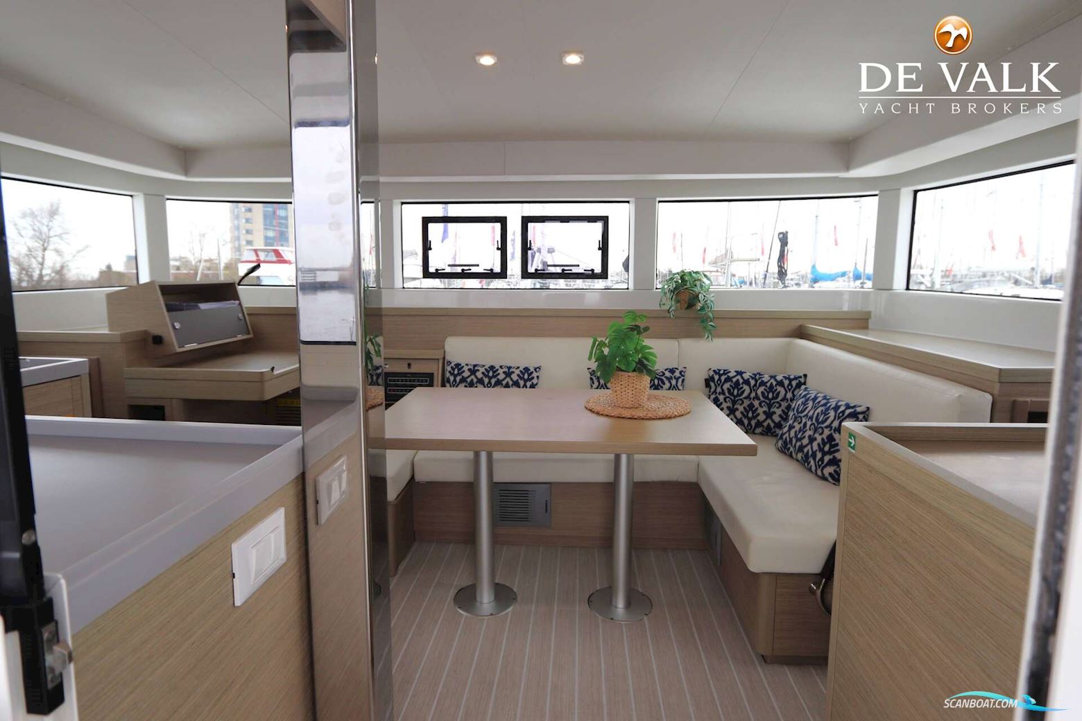 Lagoon 40