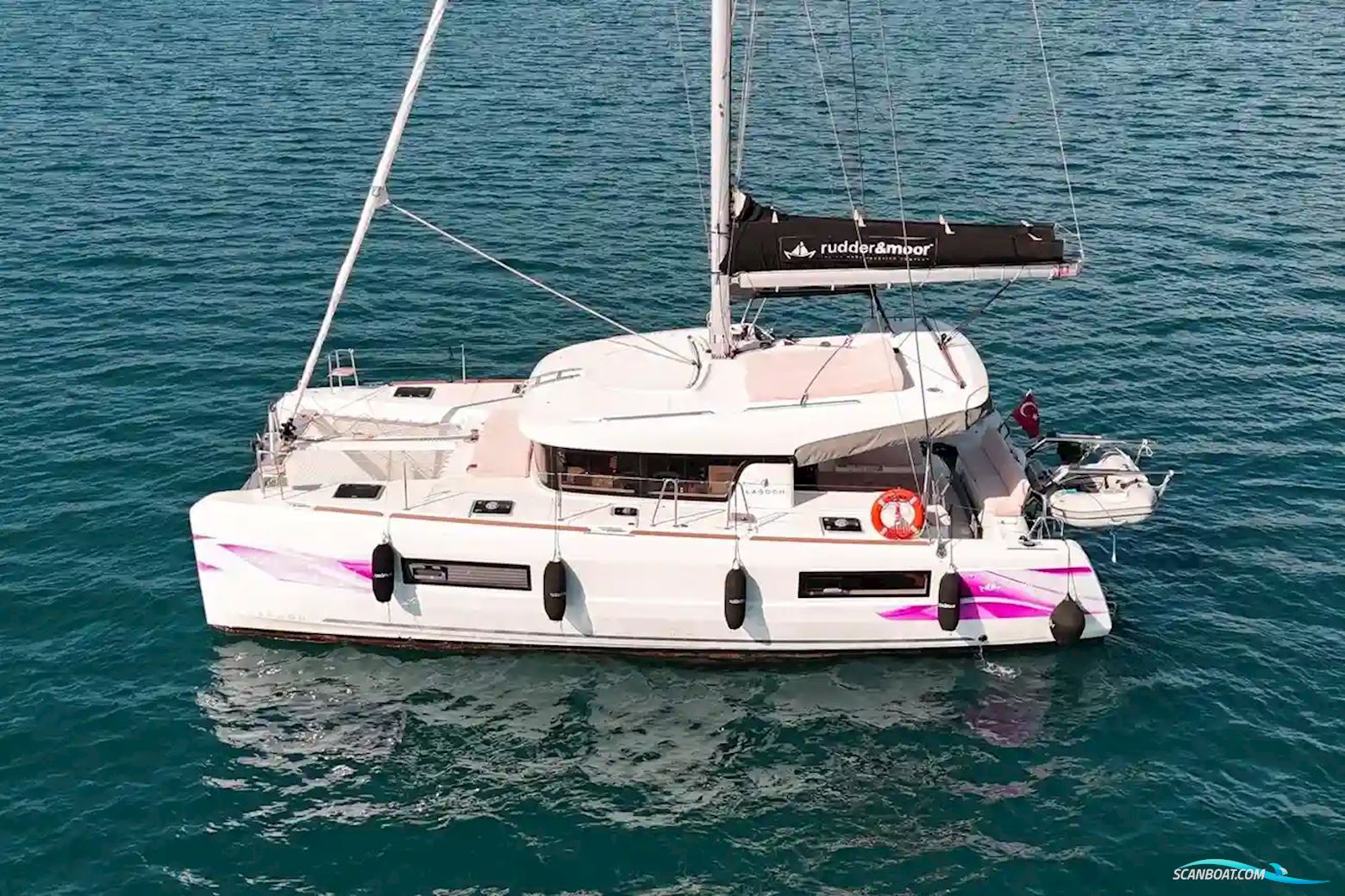 Lagoon 40