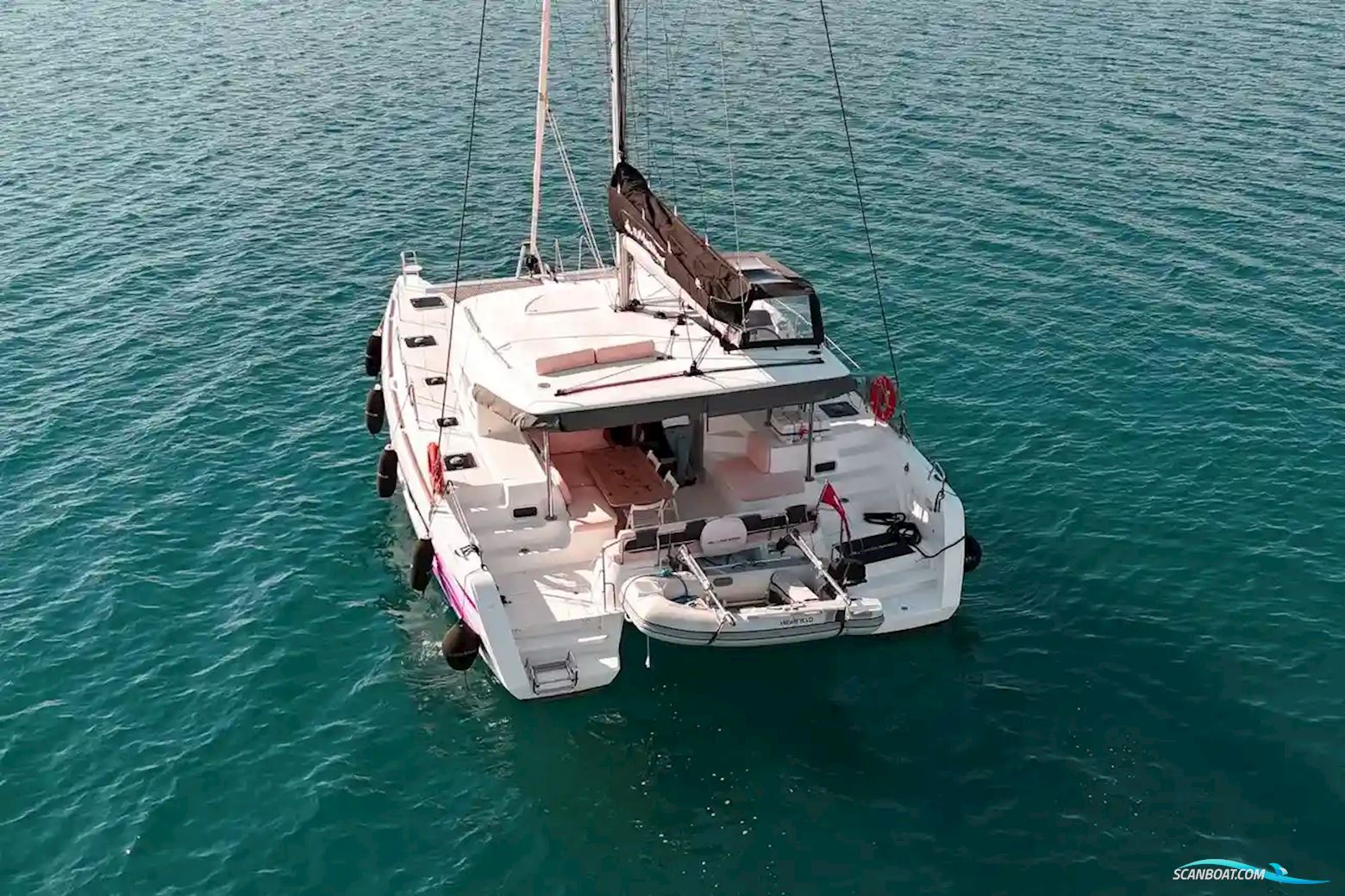 Lagoon 40