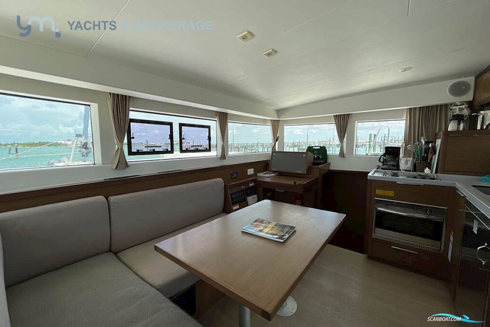 Lagoon 40