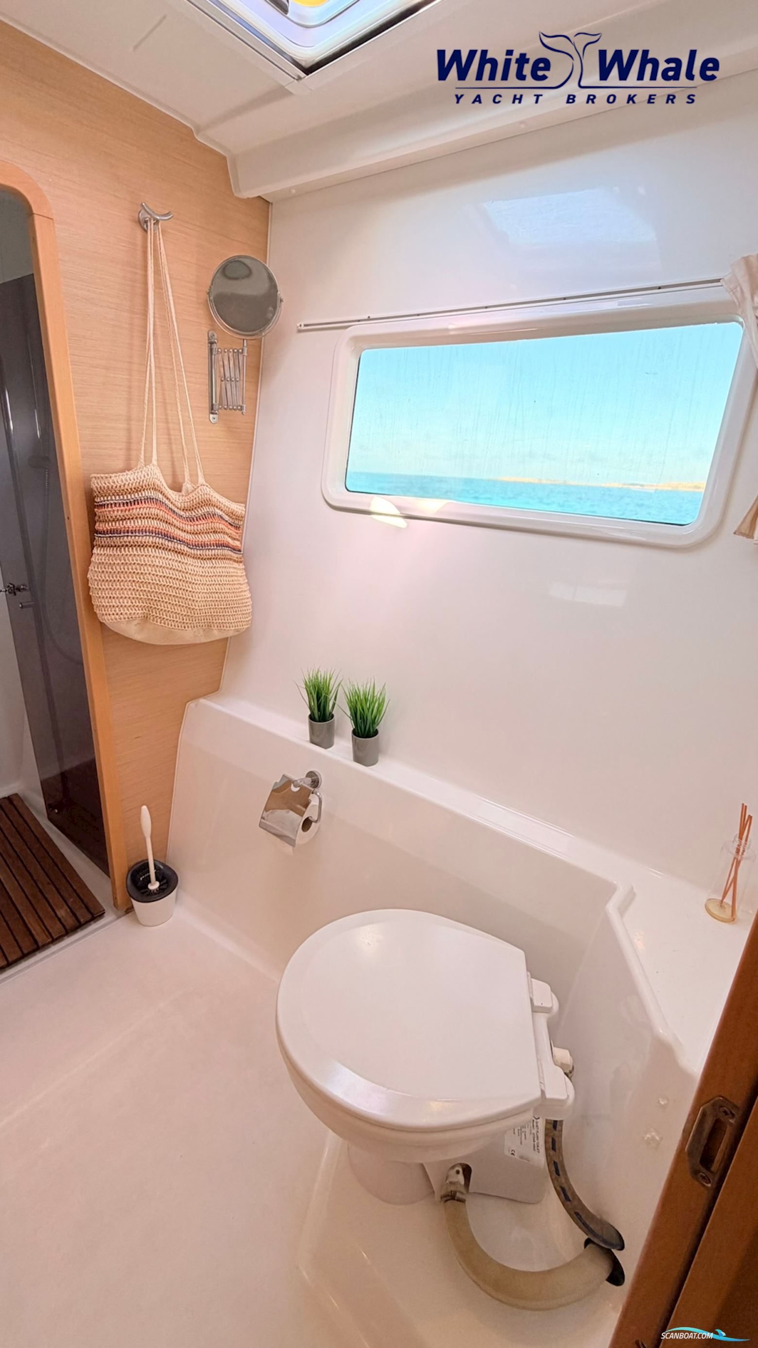 Lagoon 400
