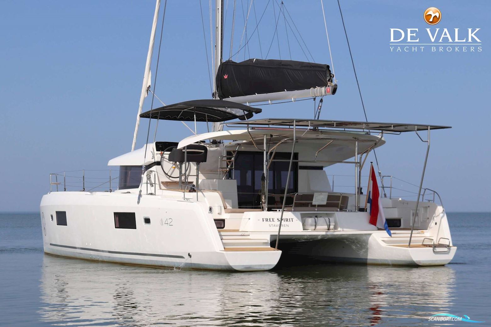 Lagoon 42