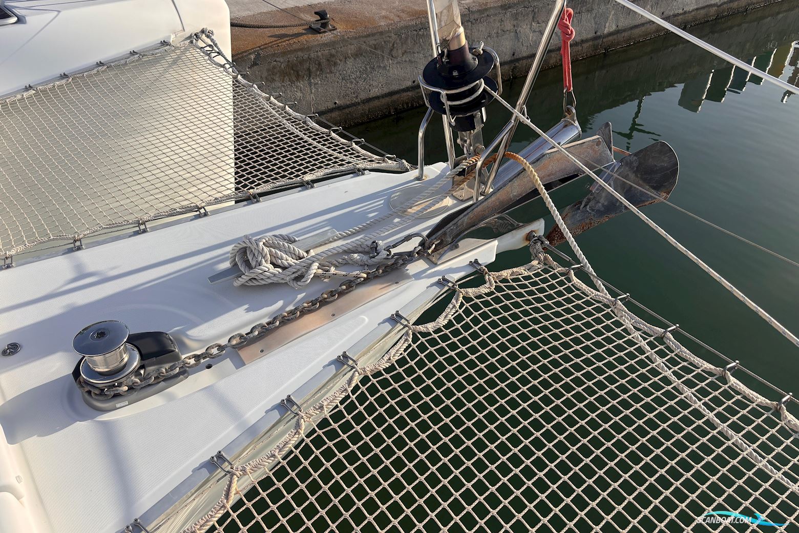 Lagoon 421