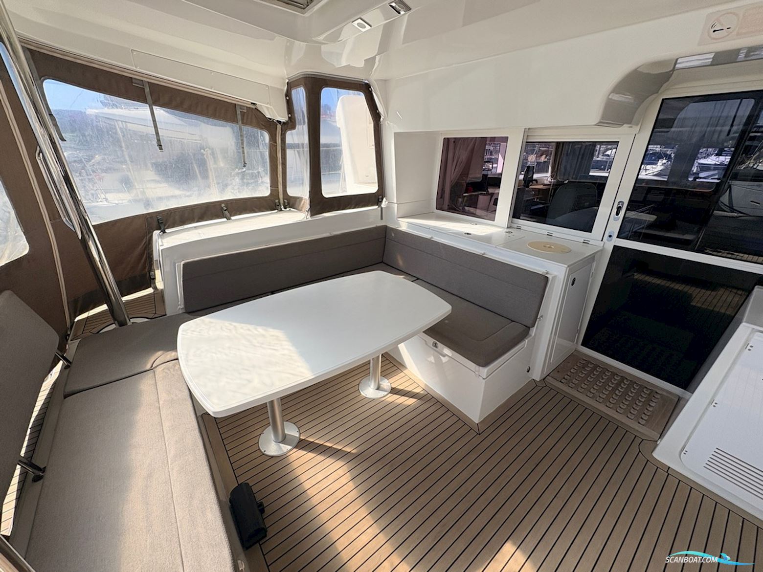 Lagoon 450 F