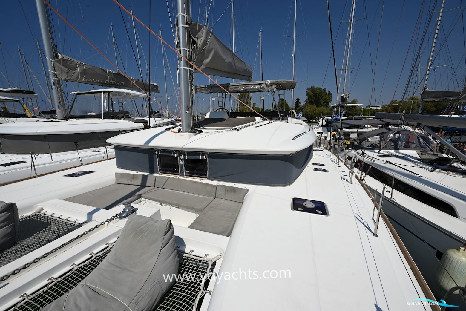Lagoon 450 F