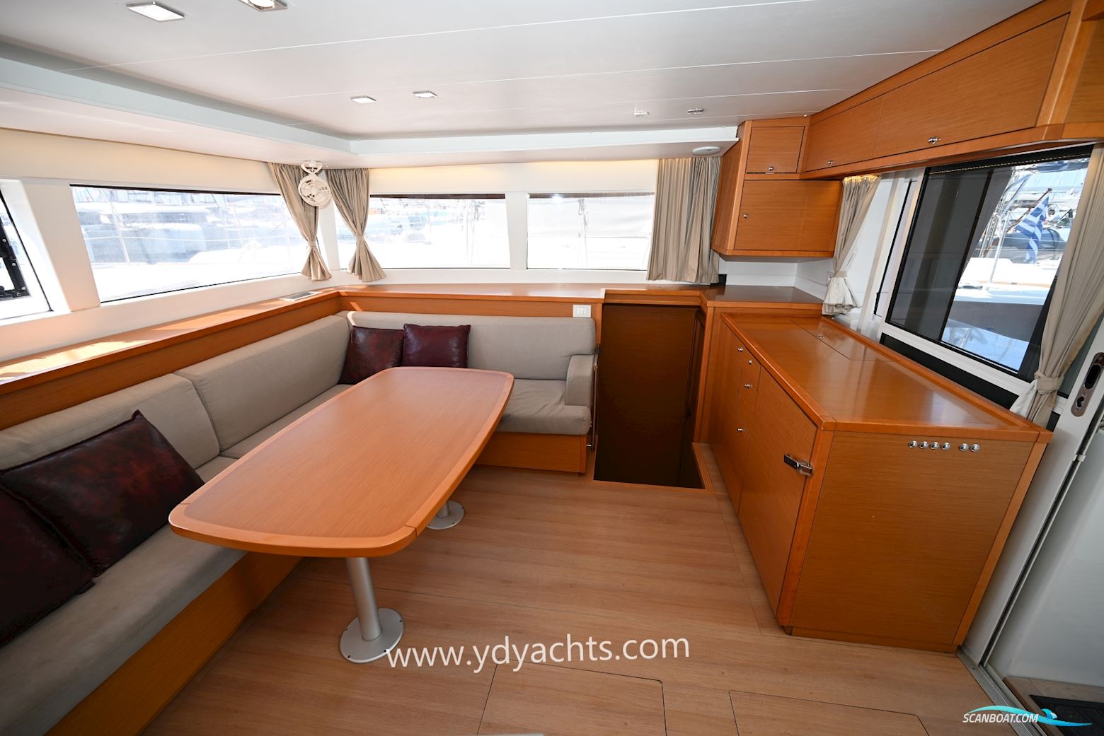 Lagoon 450 F