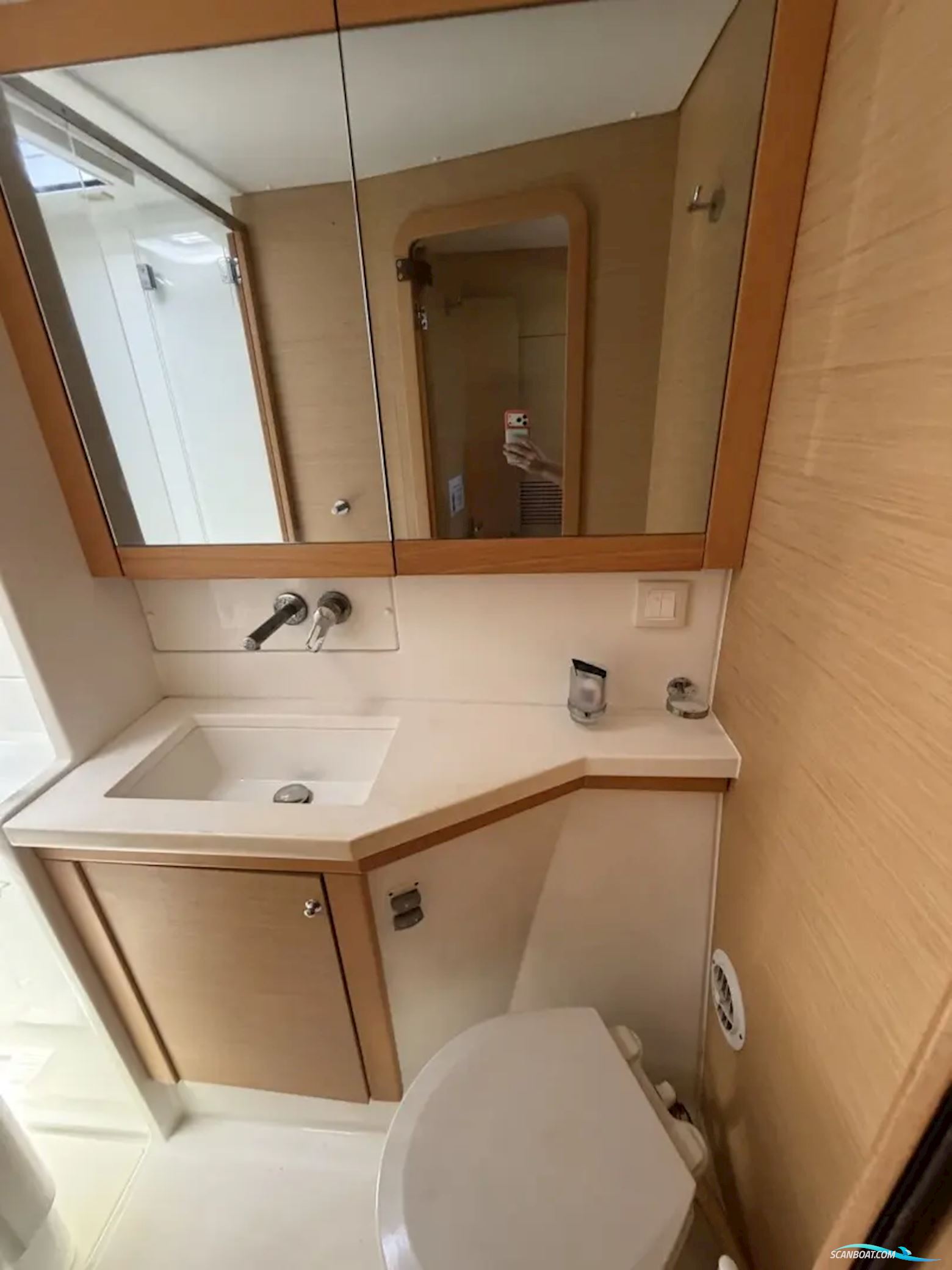 Lagoon 450 F