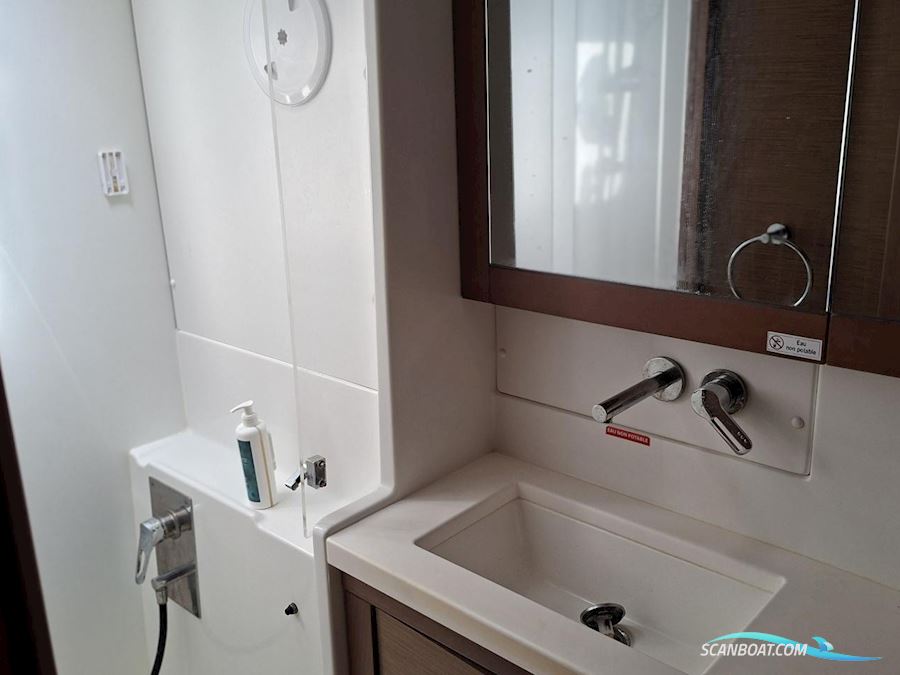 Lagoon 450 F