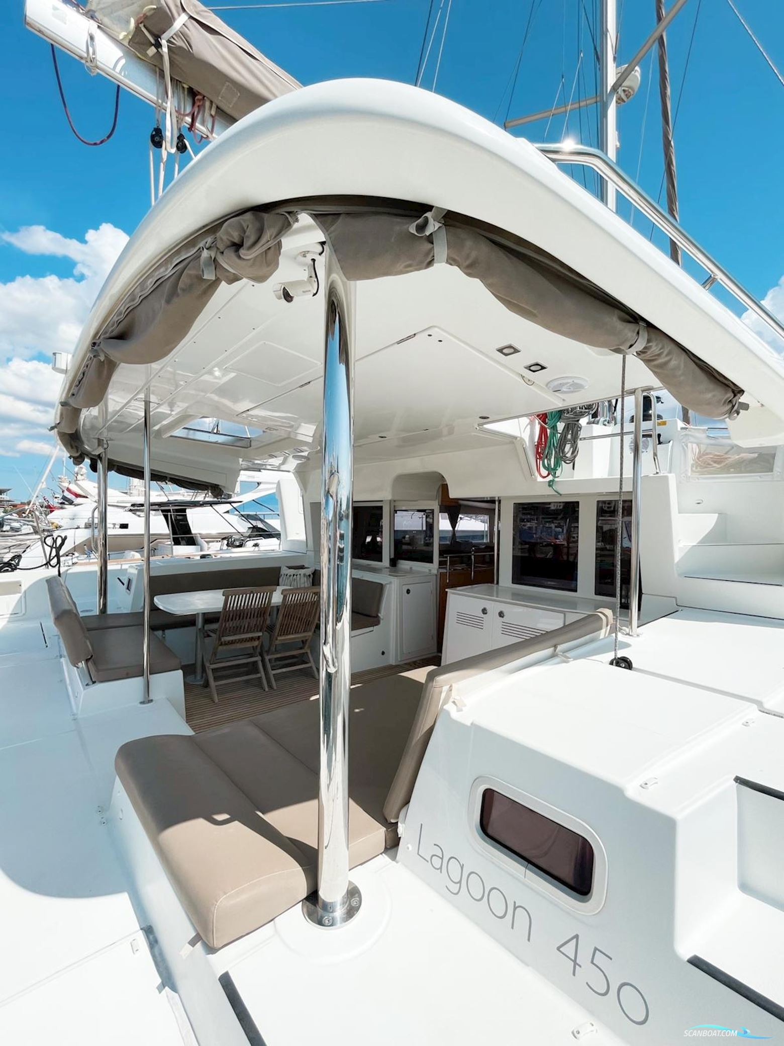 Lagoon 450 F