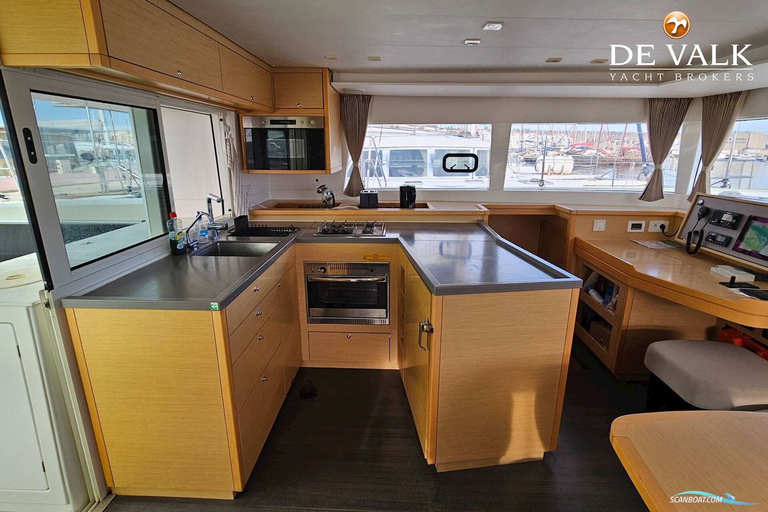 Lagoon 450 Flybridge