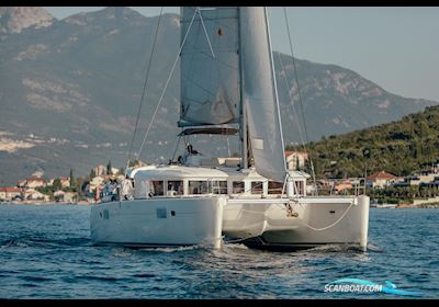 Lagoon 450 Flerskrogsbåd 2013, med Yanmar motor, Montenegro