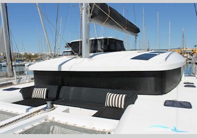 Lagoon 450S Flerskrogsbåd 2019, med Yanmar 4JH57 motor, Portugal
