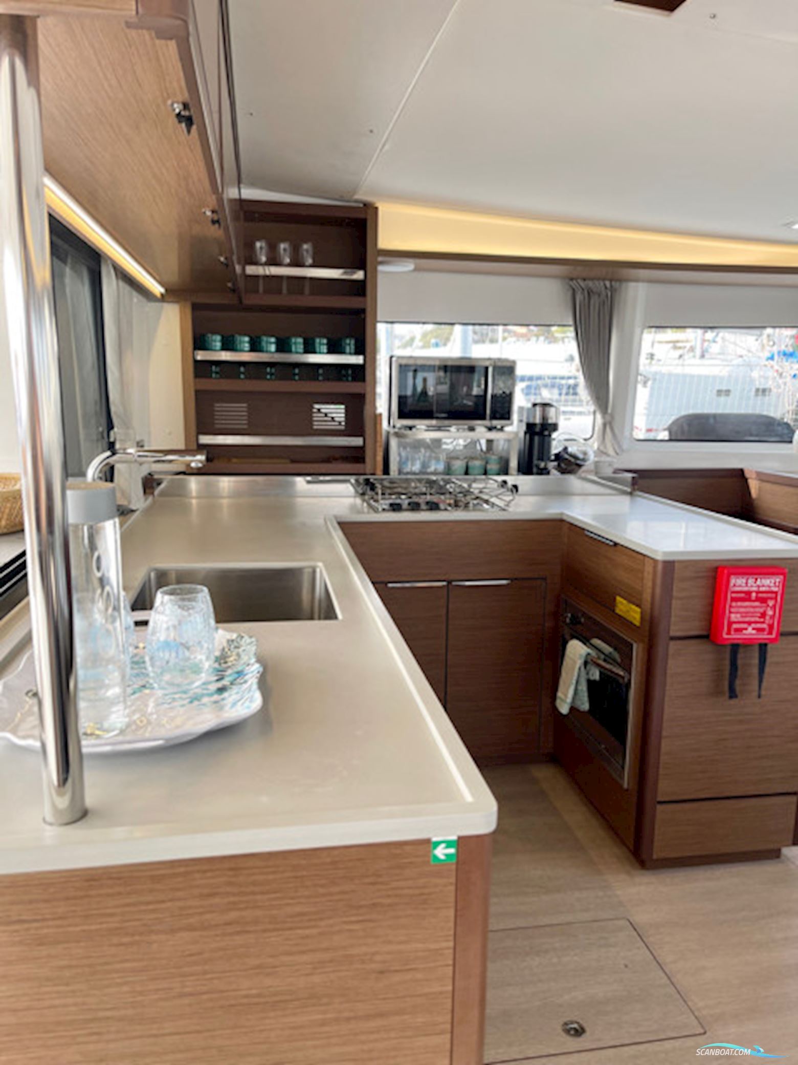 Lagoon 46