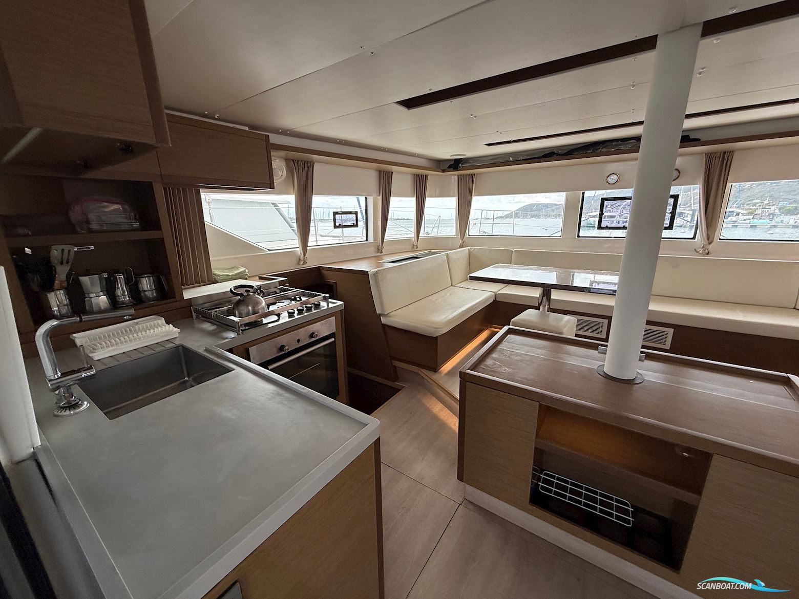 Lagoon 50