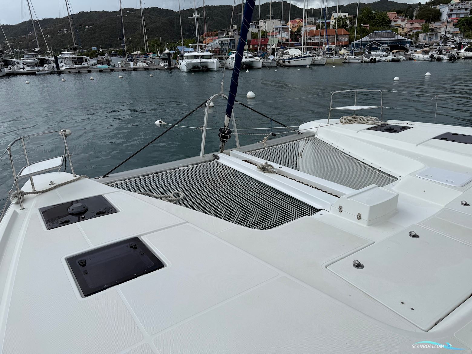 Lagoon 50