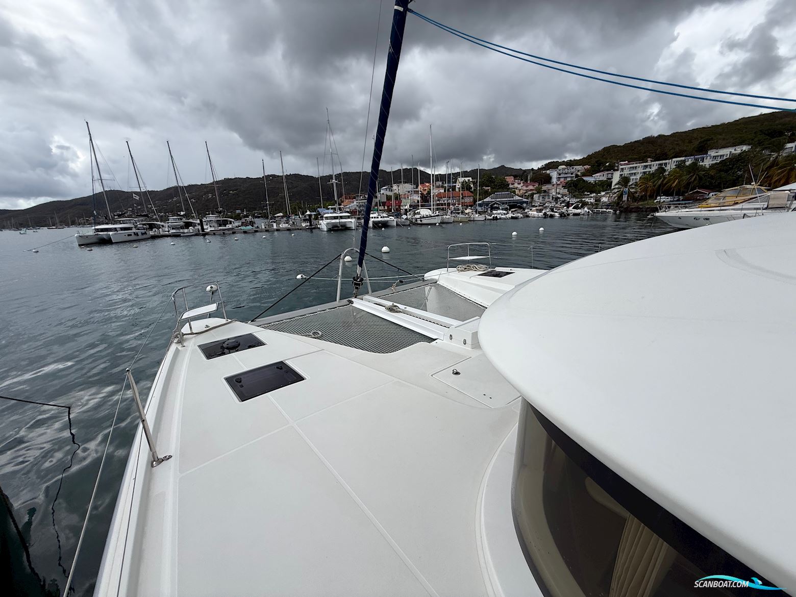 Lagoon 50