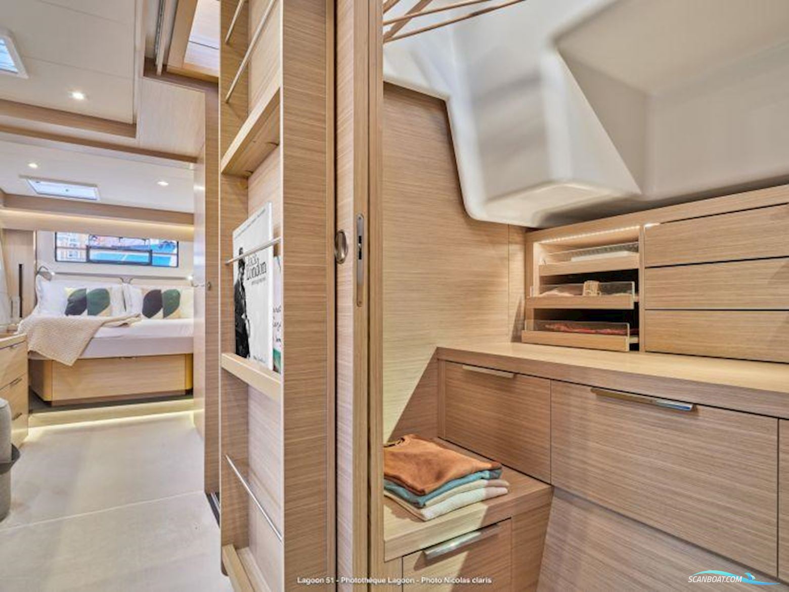 Lagoon 51