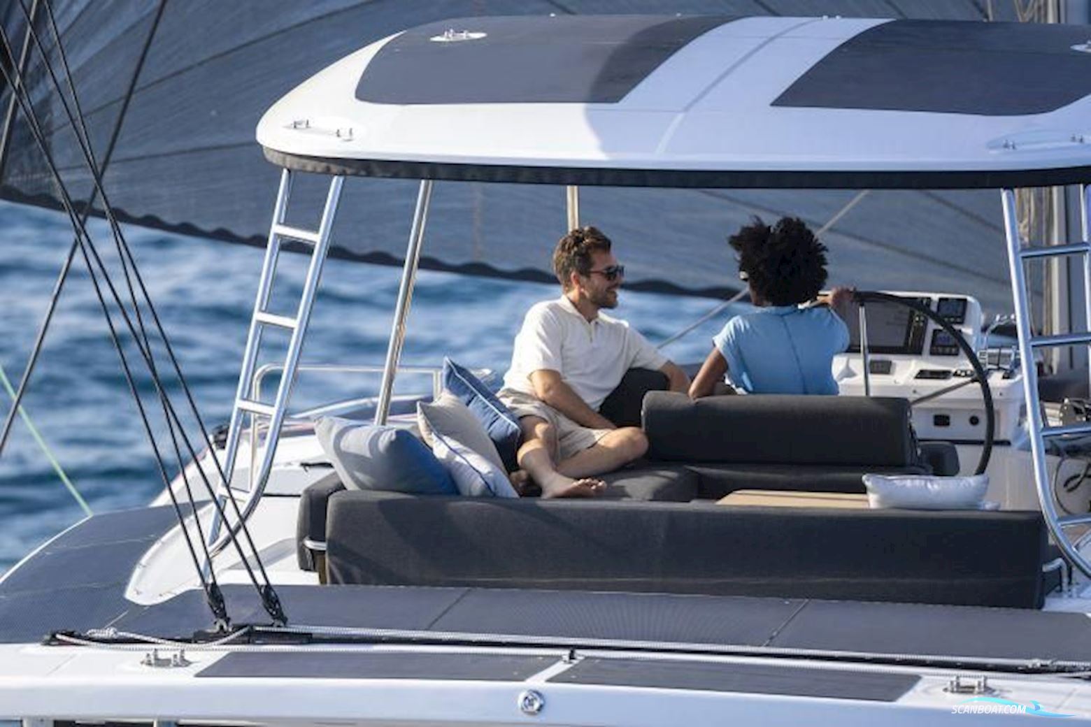 Lagoon 51