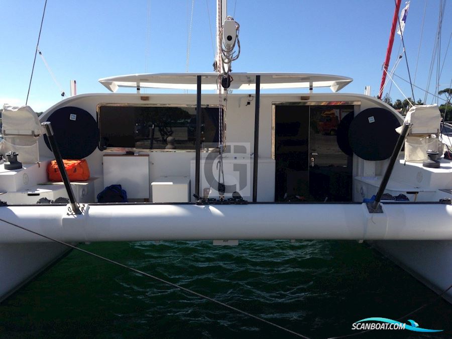 Latini Marine Cat 43