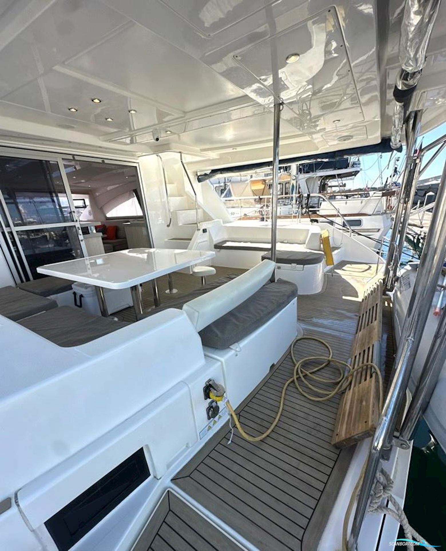 Leopard 51 Powercat