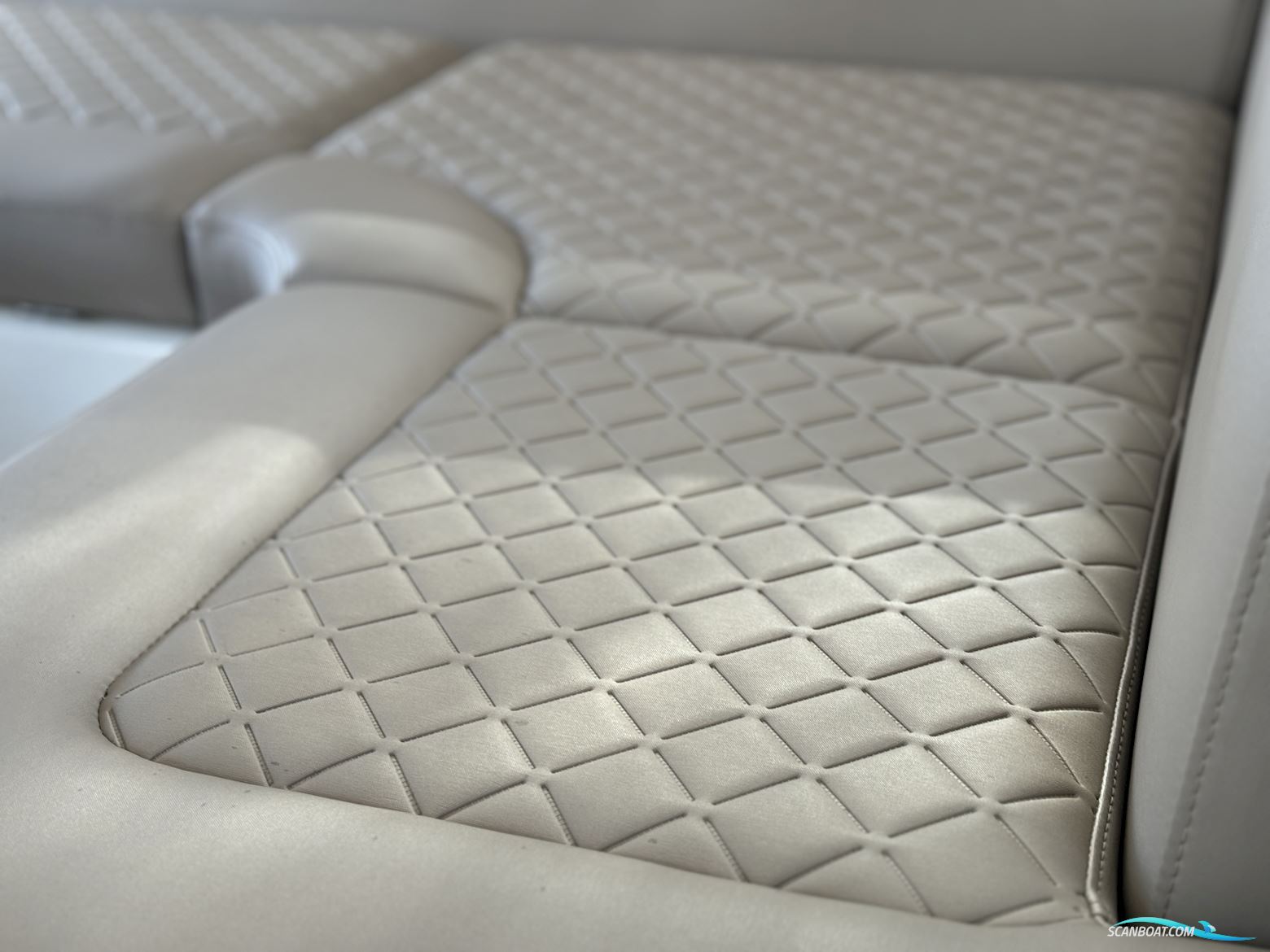 Makai Makai 37 - Neuboot