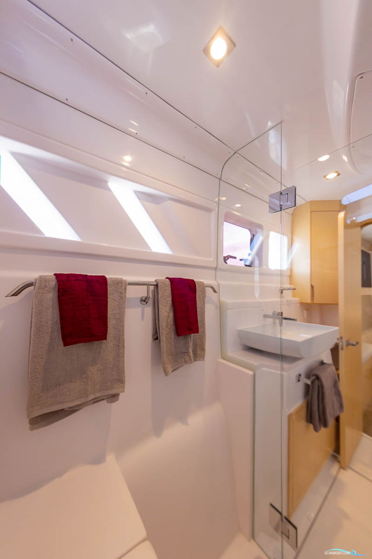 Seawind 1370