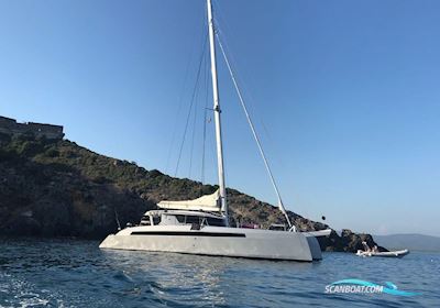 Alibi 54 Flerskrovsbåt 2016, med Volvo D2-40 motor, Caribbean