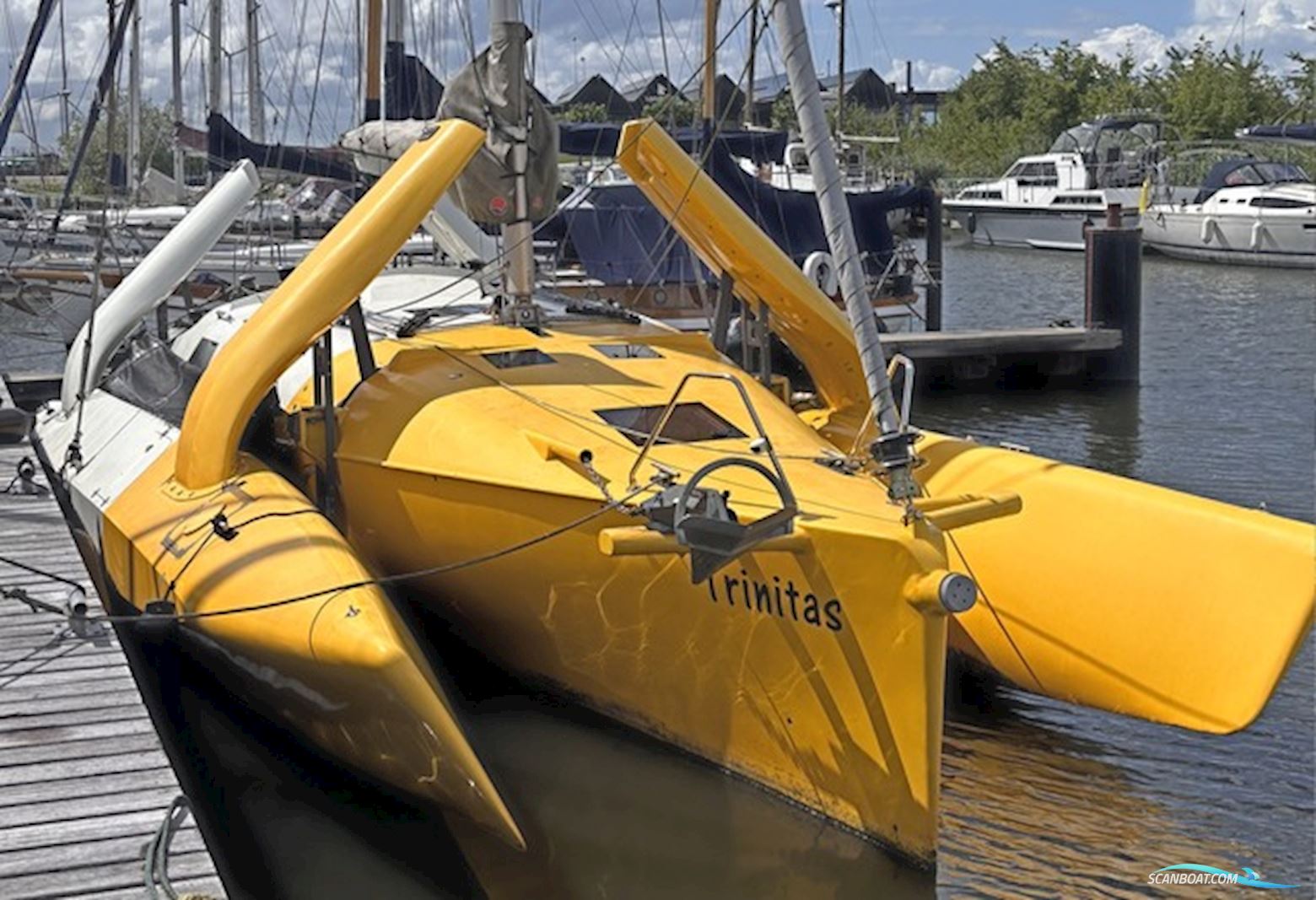 Amateur Farrier F-39 Trimaran