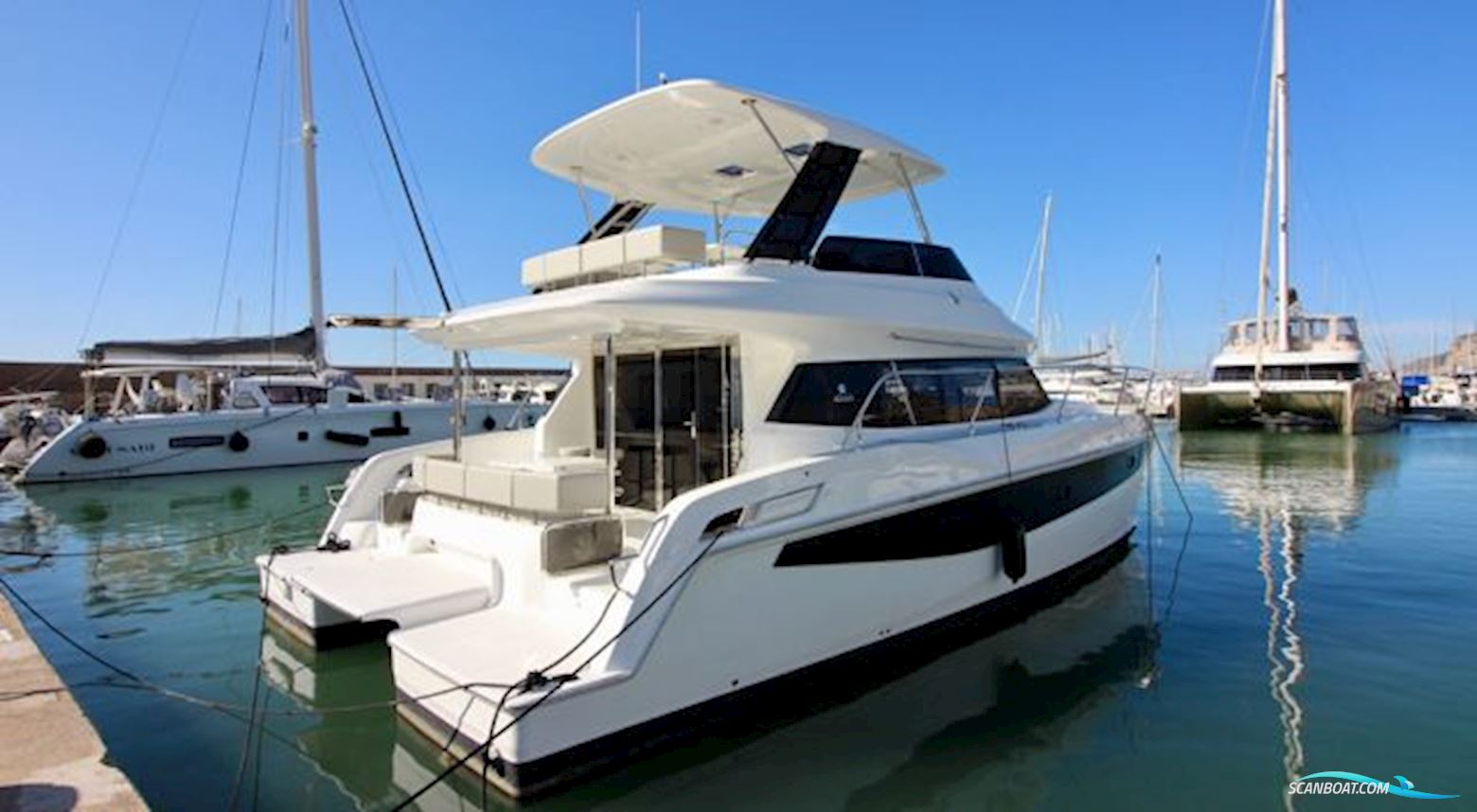 Aquila 42 Owner´s version