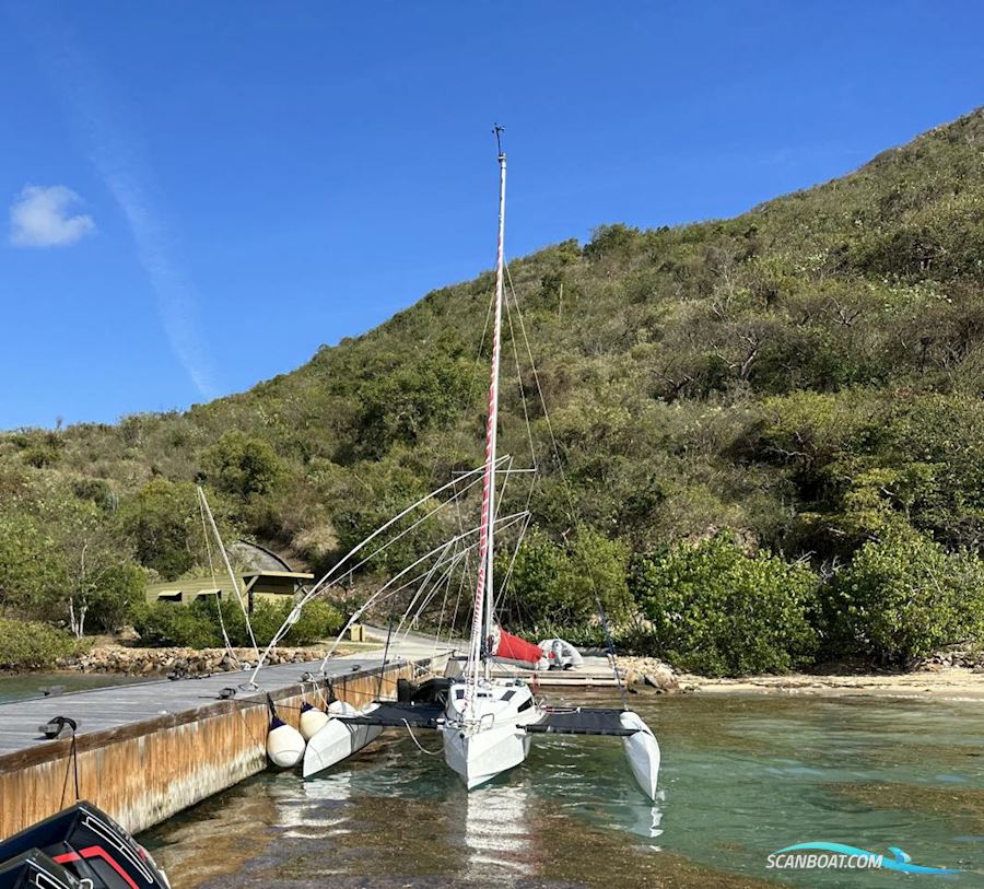 Astus 20.5 Flerskrovsbåt 2020, med Yamaha motor, Virgin Islands