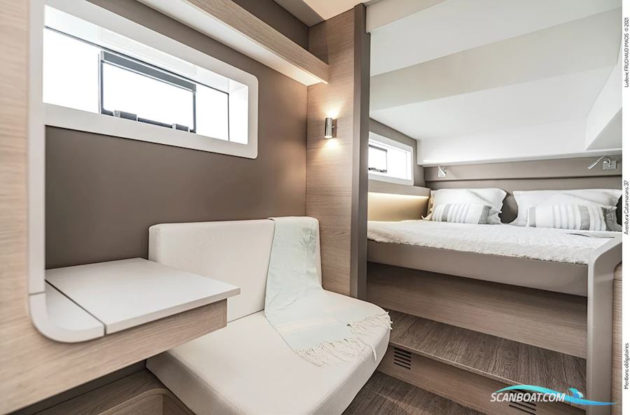 AVENTURA 37 EXPLORER