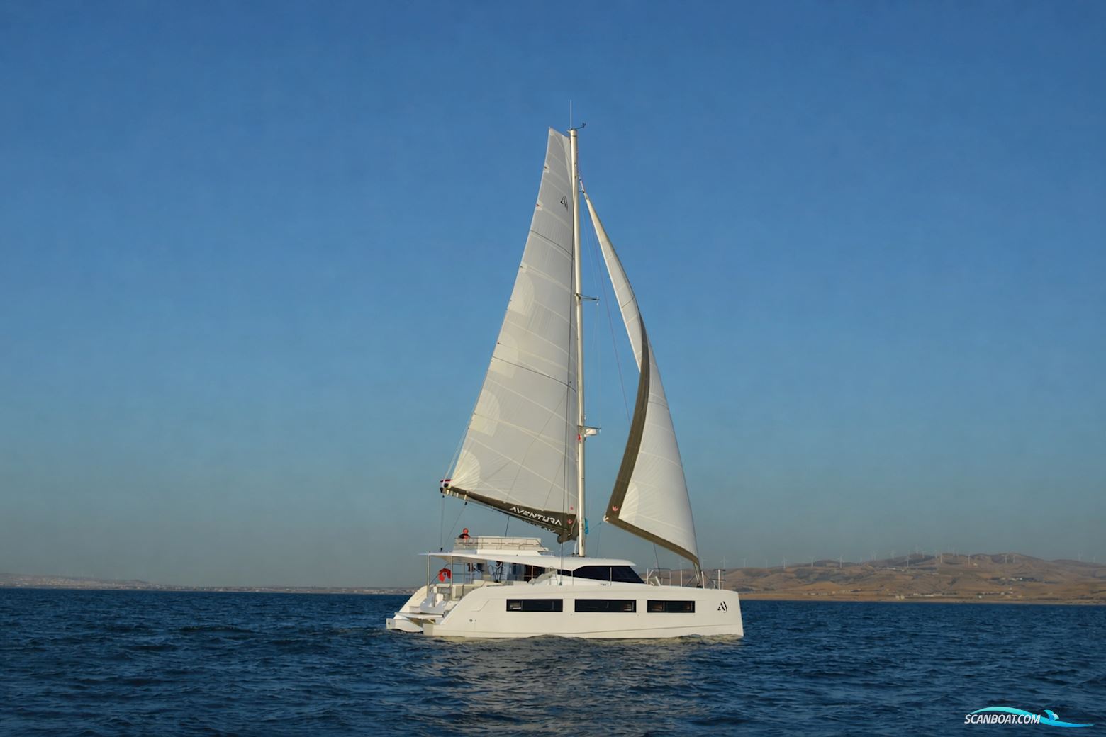 Aventura 45 Comfort Pack Flerskrovsbåt 2027, med Yanmar motor, Ingen landinfo