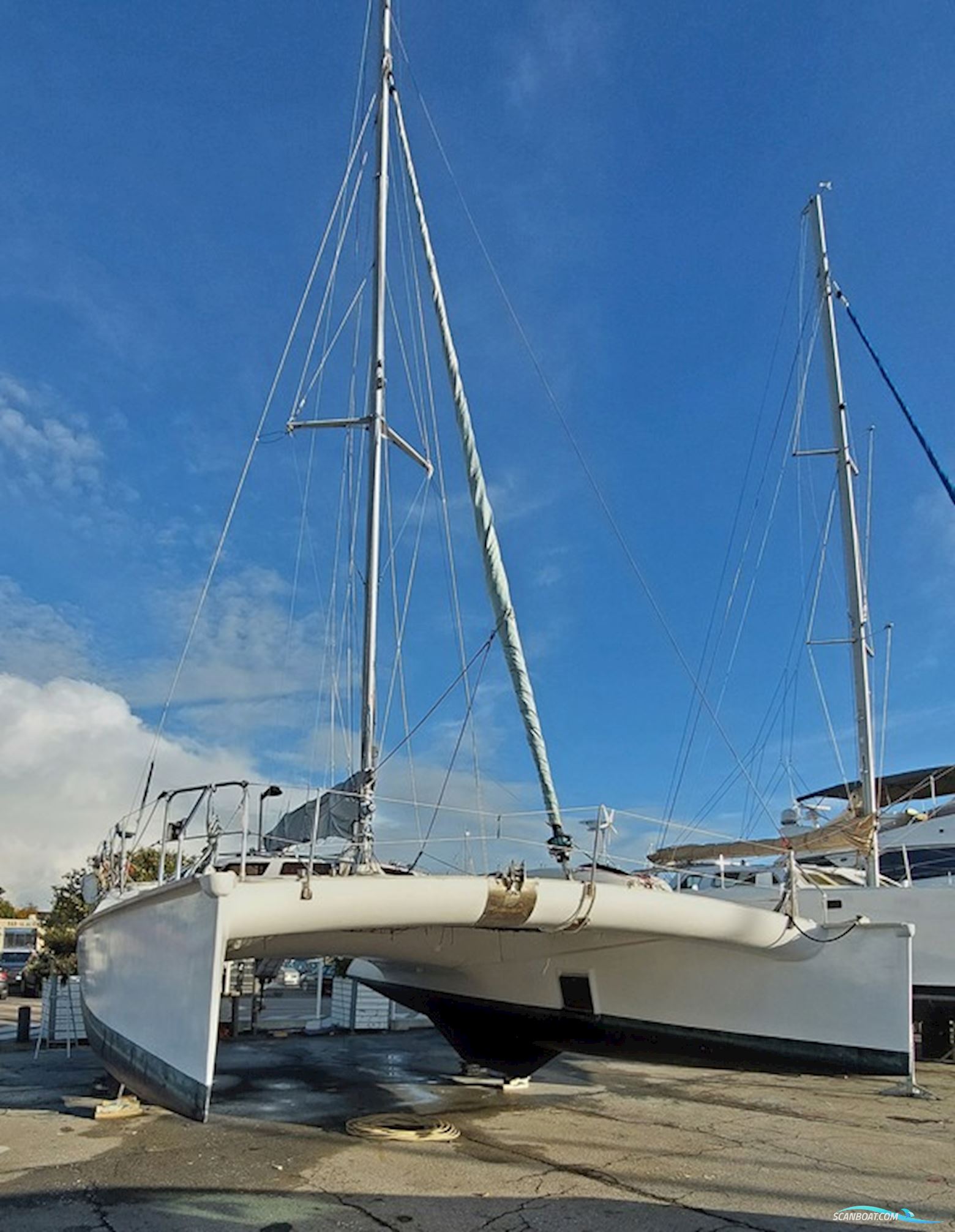 Azuli 38 catamaran