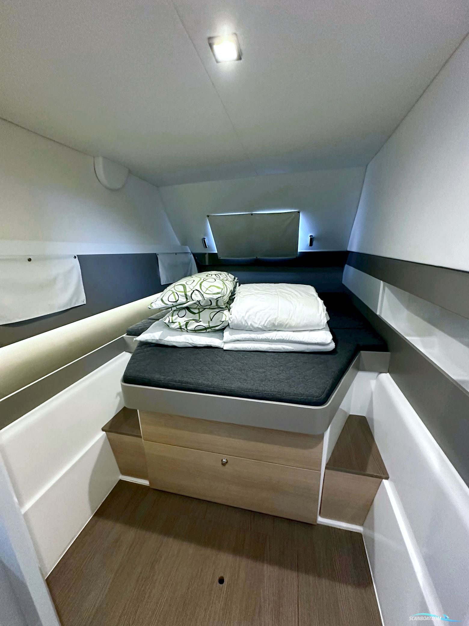 Bali 4.1 2x40hp Yanmar diesel