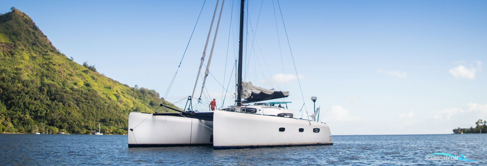 Barreau/Marsaudon TS 50 Flerskrovsbåt 2005, med Volvo Penta MD2-40F 40 CV motor, Frankrike