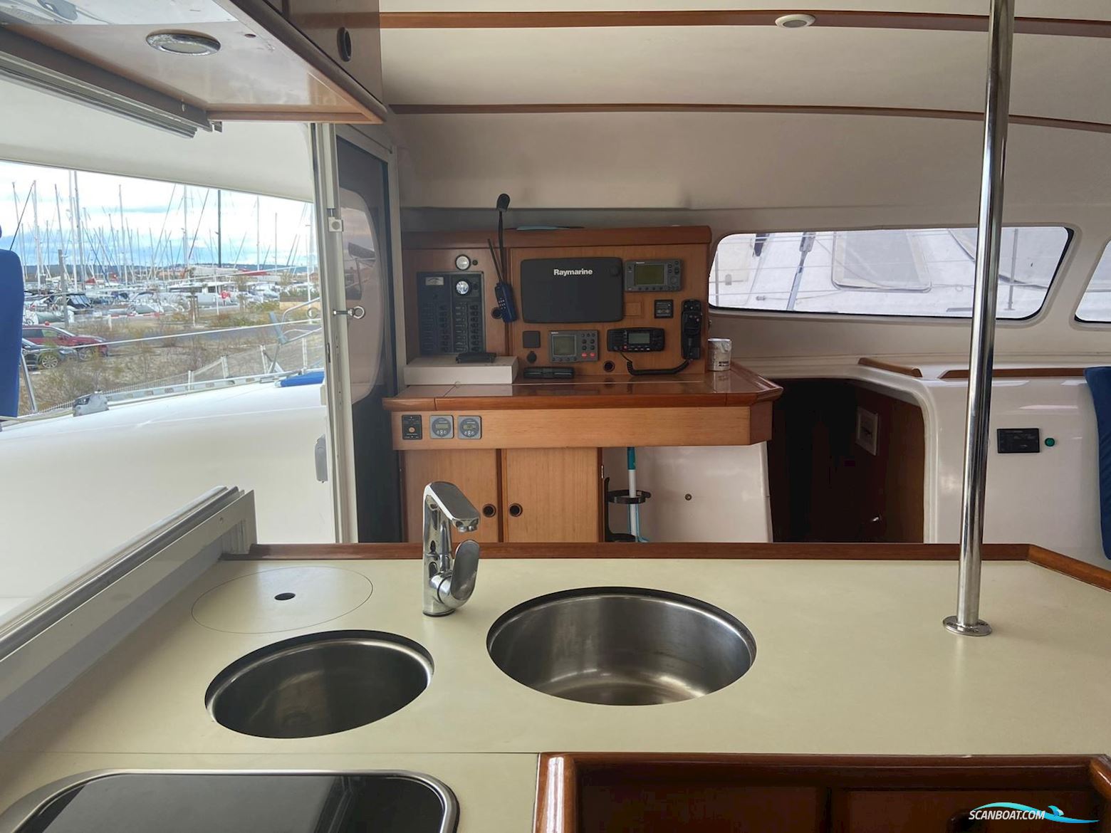 Bavaria Nautitech 47