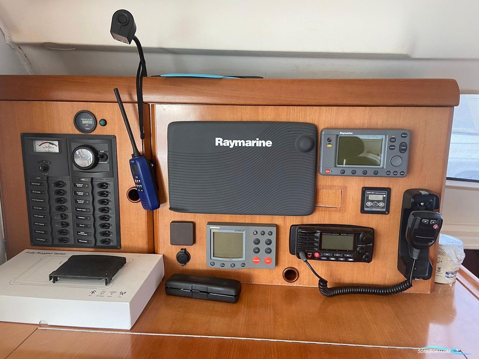 Bavaria Nautitech 47