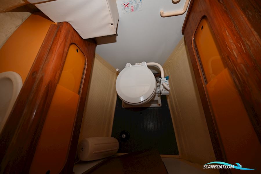 Beneteau Blue II Catamaran