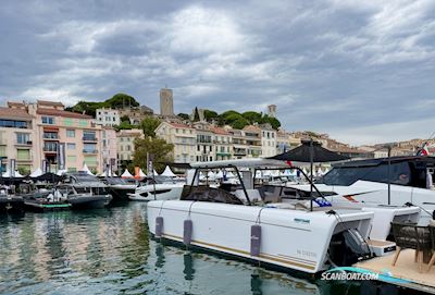 Canados Heritage 36 Flerskrovsbåt 2026, med Mercury Verado V8 4-Temps – 250 ch motor, Italien