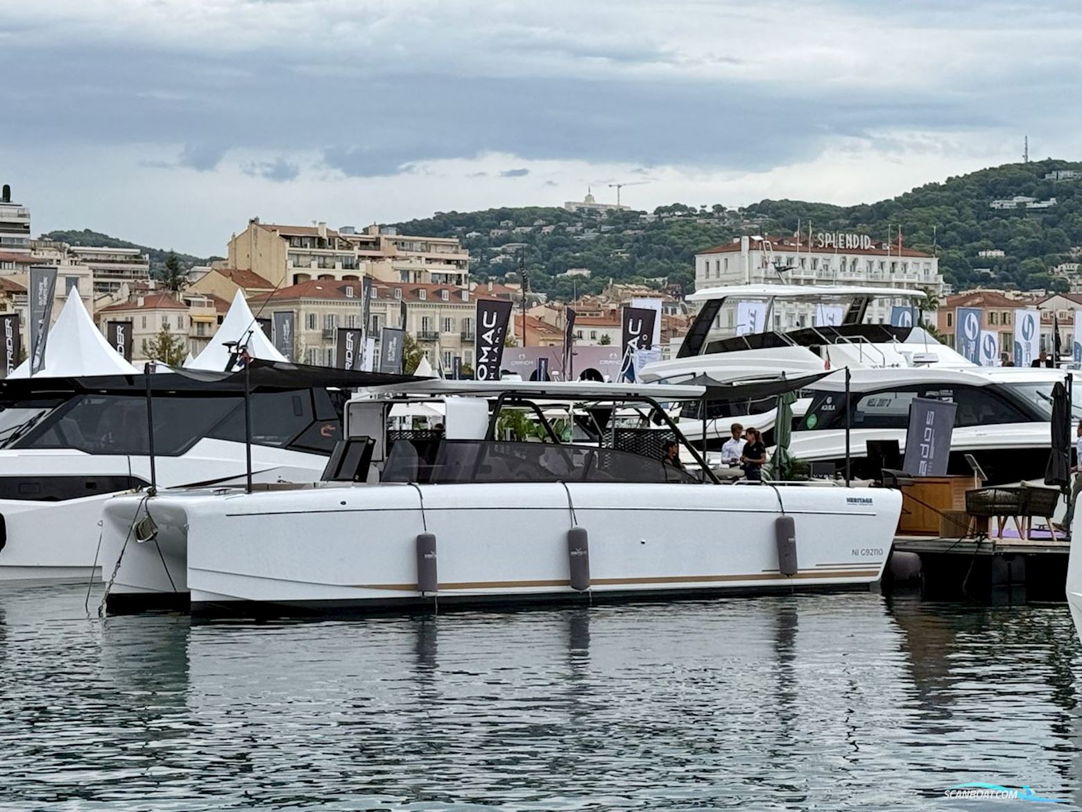 CANADOS HERITAGE 36