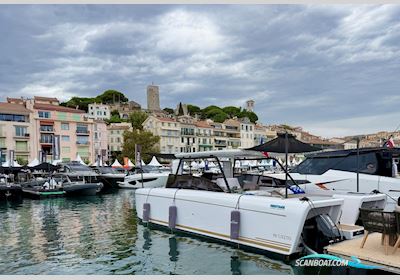 Canados Heritage 36 Flerskrovsbåt 2026, med Mercury Verado V8 4-Temps – 250 ch motor, Italien