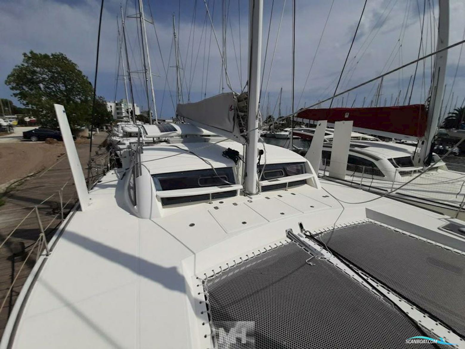 Catana 42
