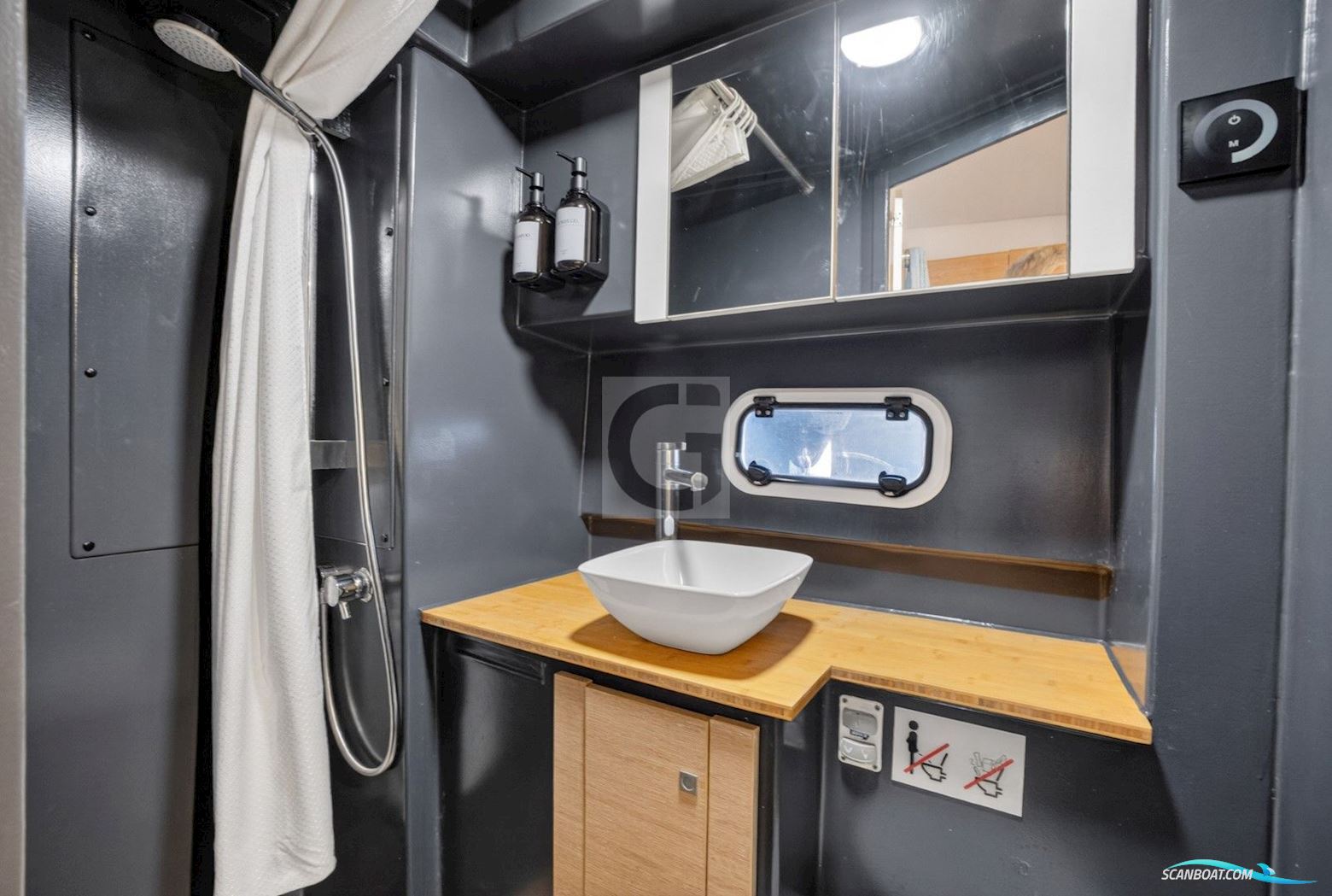 Catana Bali 4.5